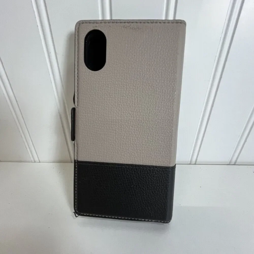 Kate Spade iPhone XR leather magnetic wrap protective phone case excellent Cond.